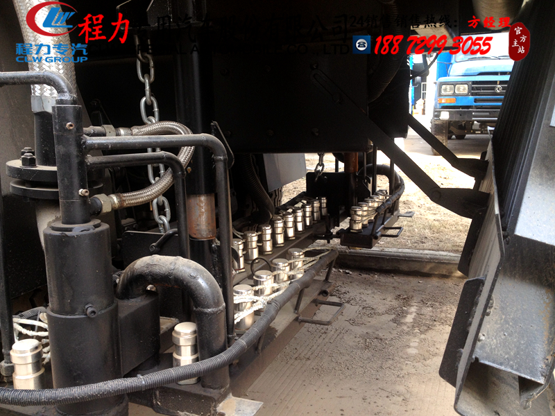沥青洒布车型号_沥青洒布车喷头