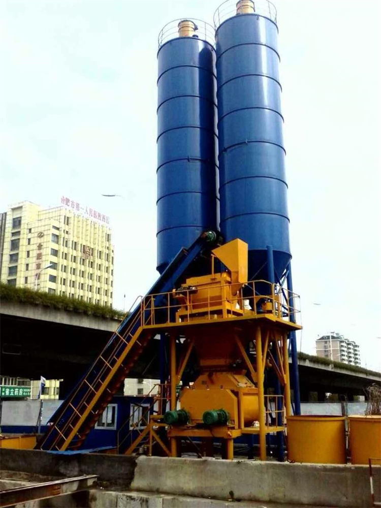 润金重工-移动搅拌站厂家 2000型滚筒移动搅拌站 2000型滚筒移动搅拌站