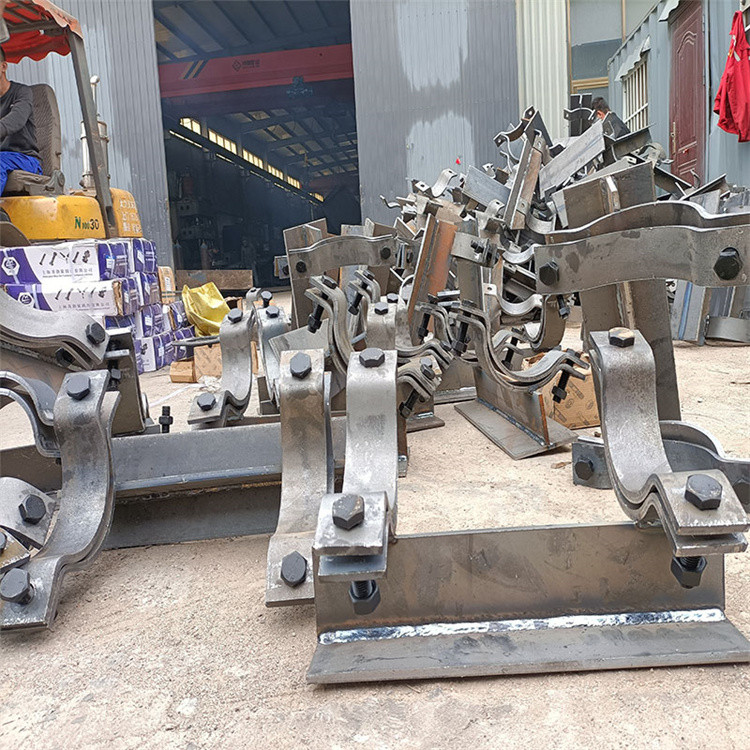 管夹导向支座 合金管夹滑动支座实体厂家 河北广拓认证负责