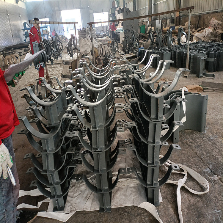 限位支座 Z4管夹导向支座实体厂家 沧州广拓诚信服务