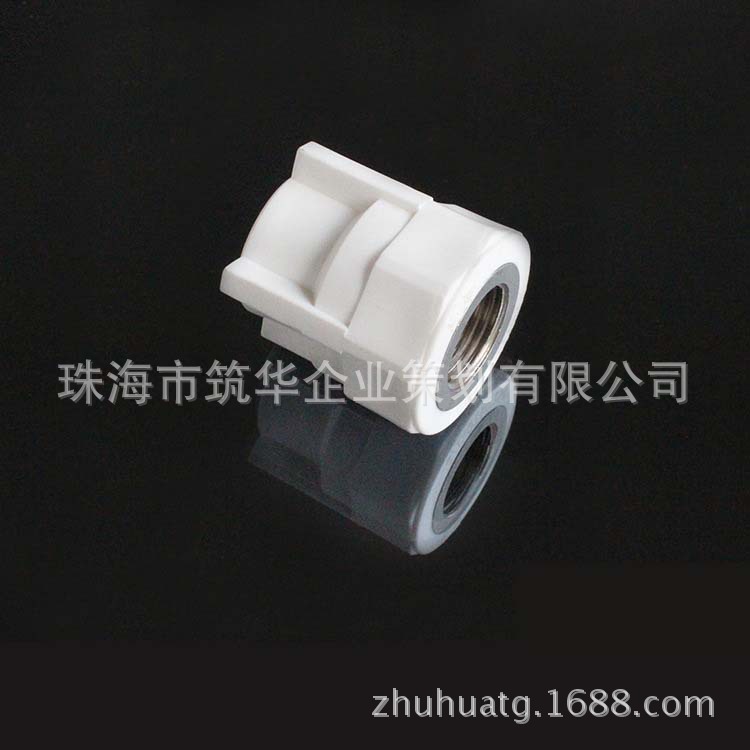 2863216078_1738373042