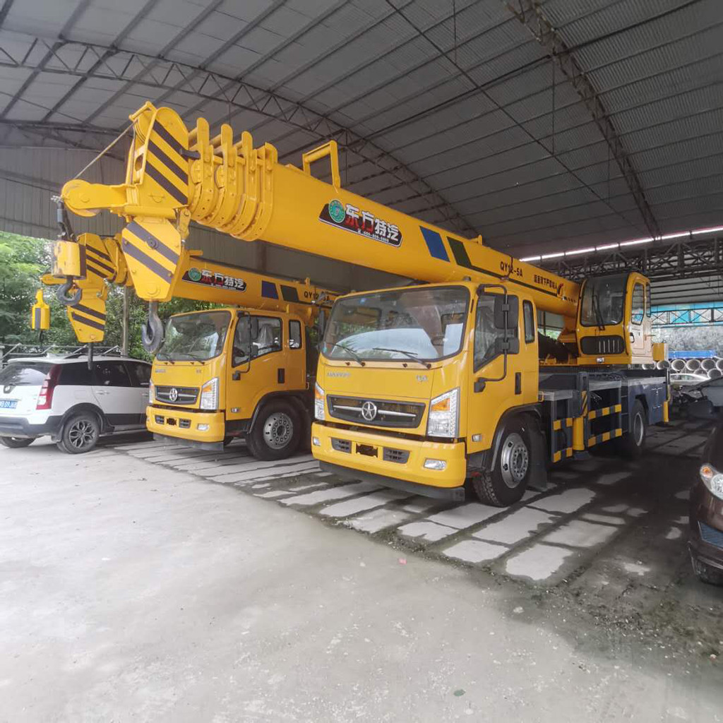 东方特汽供应起重机排名 起重机船 起重机吊钩组 质量保证 东方特汽供应起重机排名 起重机船 起重机吊钩组 质量保证