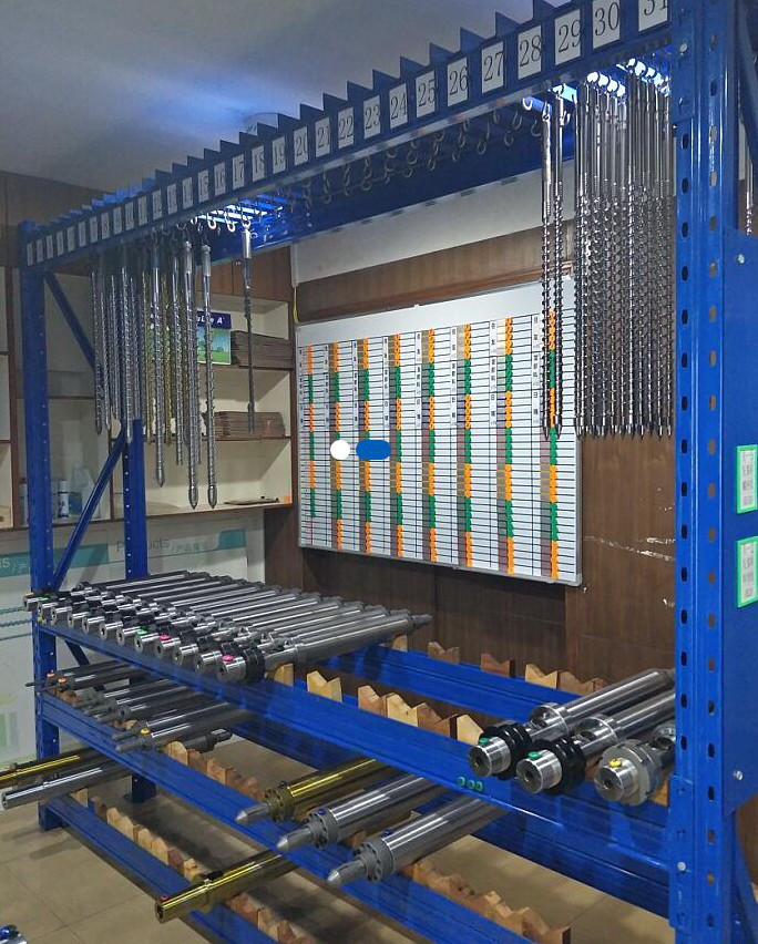 注塑喷嘴溜延_普通注塑机螺杆        _65熔喷布机单螺杆