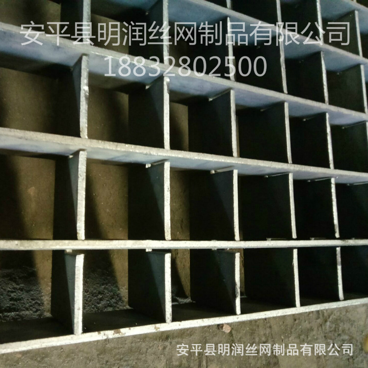 AC617FA69465597A6225A60D343017