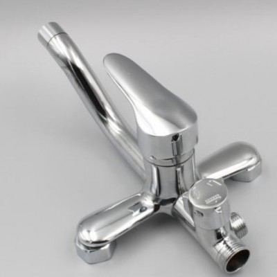 淋浴龙头 浴室暗装三档浴缸唐老鸭龙头 冷热水龙头混