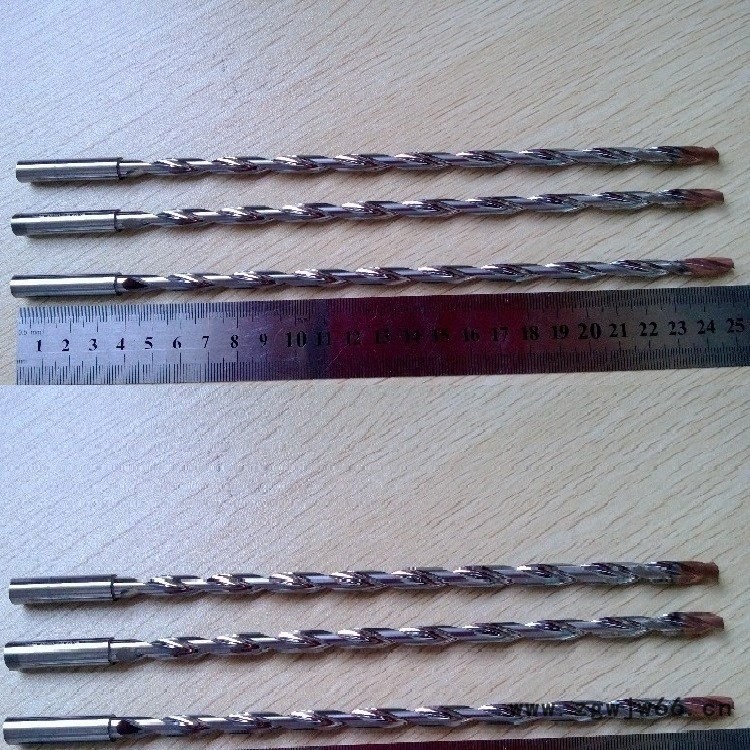 辽阳市加长深孔内冷钻头定做图1