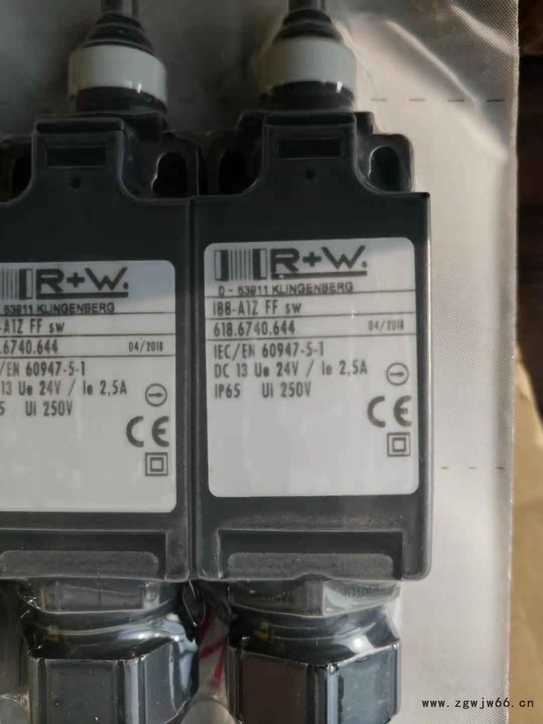 beck   901.51 114L2 3.0 ±0.3 / 2.5 ±0.3  压力开关