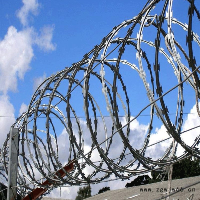 热镀锌厂区防盗网围墙刀片刺网安装