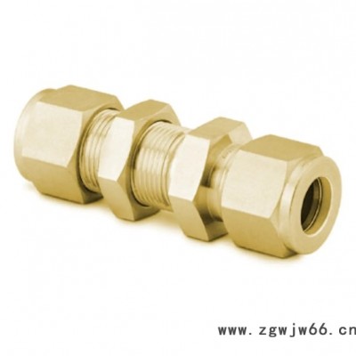 SwagelokB-200-61黄铜卡套管穿板联合接头1/8 in.