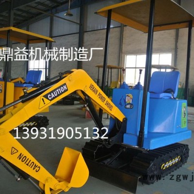 儿童挖掘机安全帽操控杆样样有 儿童挖掘机就这么任性