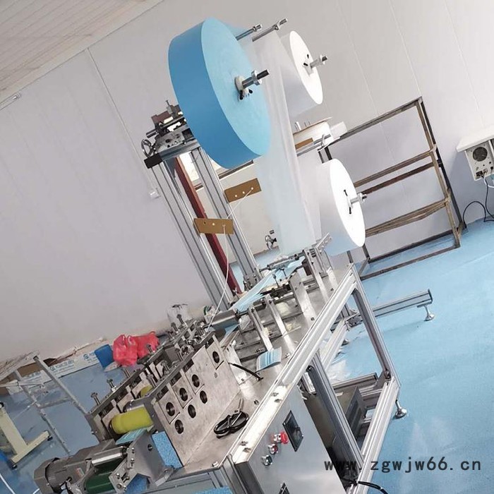 性价比高防雾霾 **滤片 竹炭**机 半自动平面口罩机图4