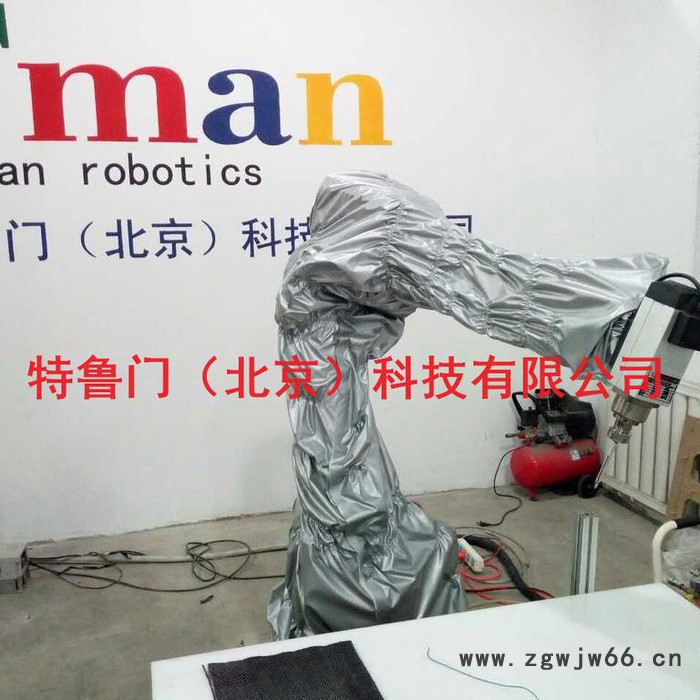 特鲁门厂家工业机器人防护服  防水耐磨 防腐 防静电 耐酸碱图3