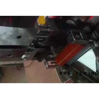 多功能切带机（专业切梯形商标、安全带、皮带切、斜切、打孔等）