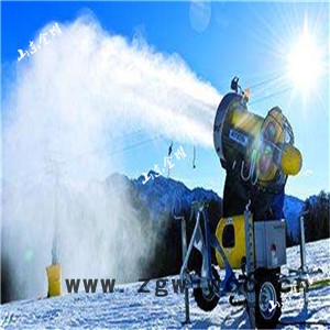 造雪作业时工作人员必须穿好防护工作服 大型造雪机 国产造雪机供应图2