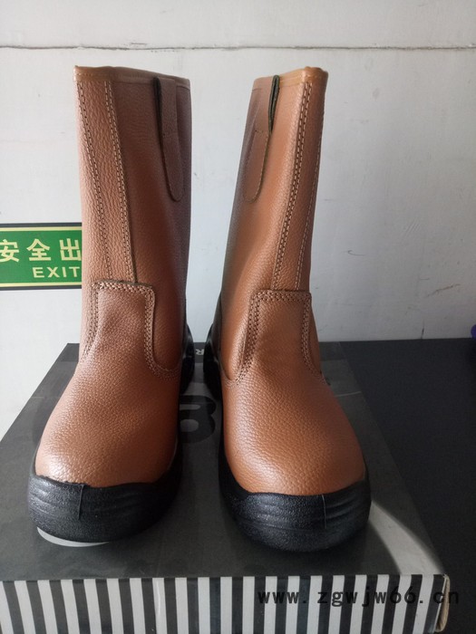 低价处理安全靴防护靴 安全鞋劳保鞋