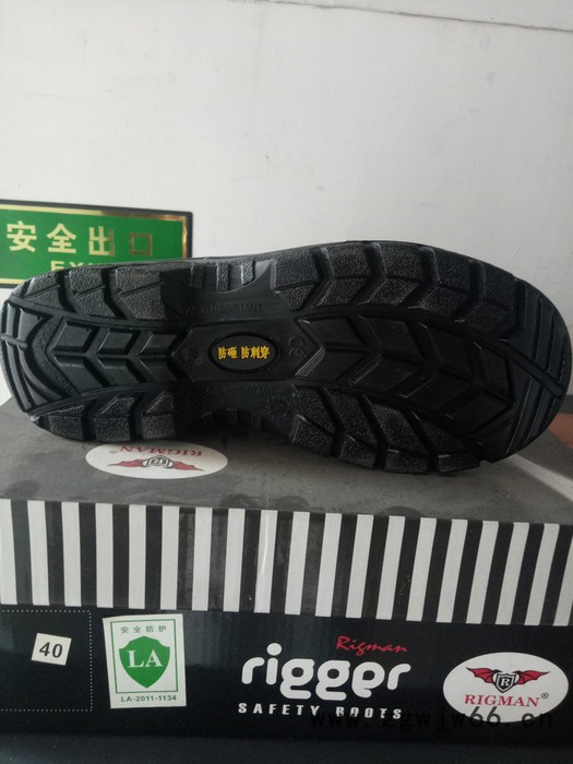低价处理安全靴防护靴 安全鞋劳保鞋图4