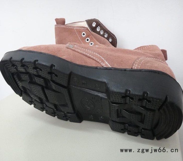 申保安全防护鞋 钢包头 防砸 翻毛工作鞋 劳保鞋 耐油绝缘安全鞋图3