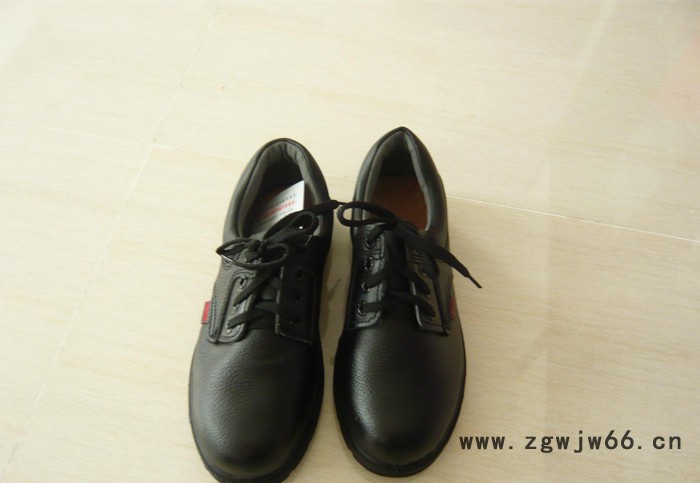 防砸防刺穿耐油耐酸碱安全鞋图3