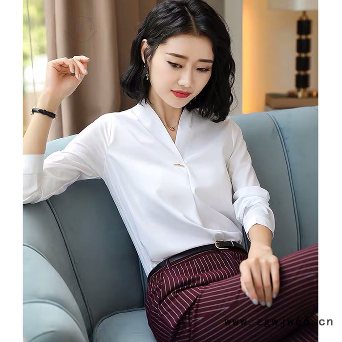 2022年秋冬款职业衬衫 V领衬衫 白色衬衫 长袖衬衣 上衣工作服 设计感上衣 休闲上衣 西装衬衫图4