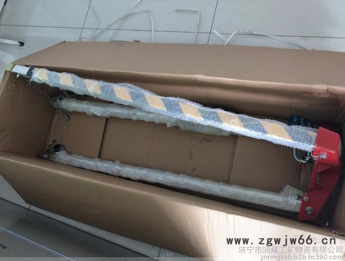 救援三脚架厂家救援三脚架销售救援三脚架用途救援三脚架系列救援三脚架批发图4