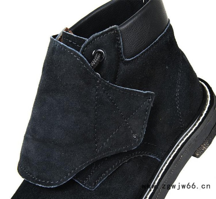 线缝轮胎底耐磨耐高温防砸防刺电焊工专用劳保鞋安全鞋直销男