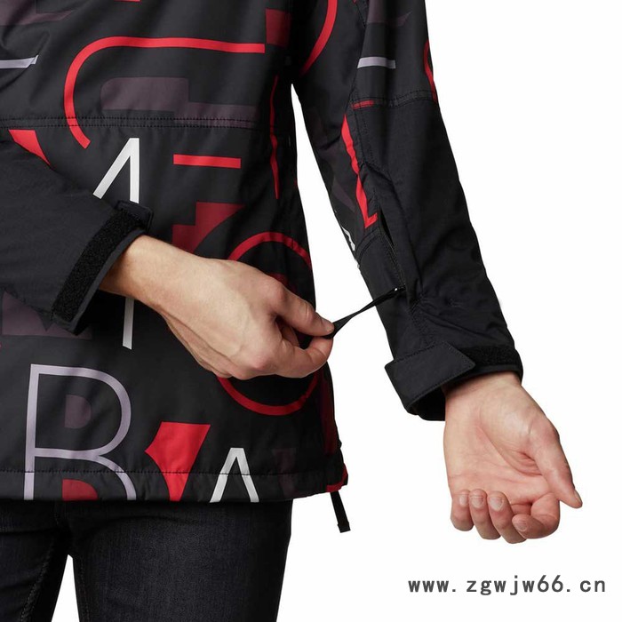 冲锋衣厂家户外两件套三合一冲锋衣男情侣款女保暖定制登山工作服印LOGO图3