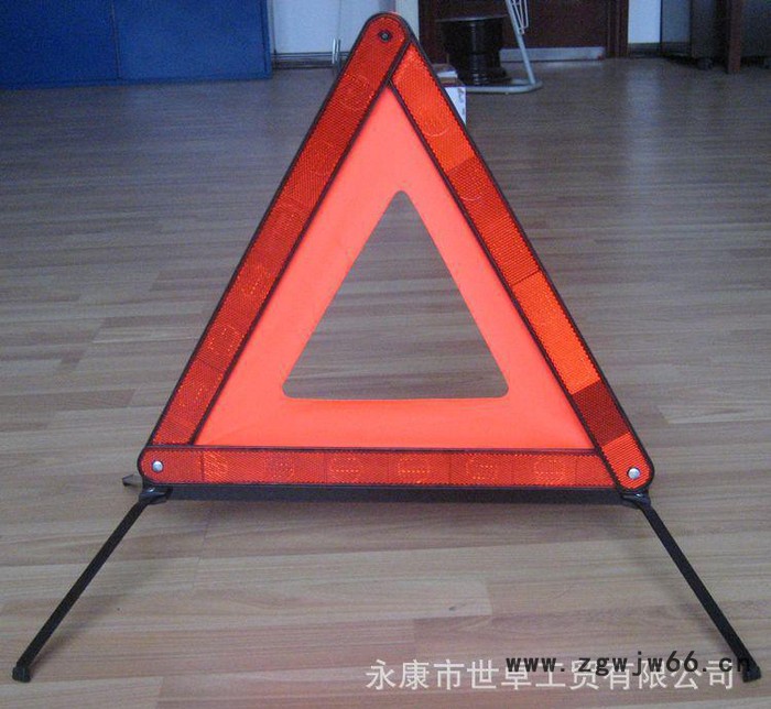 SZ-WT-C1折叠反光汽车三脚架图2