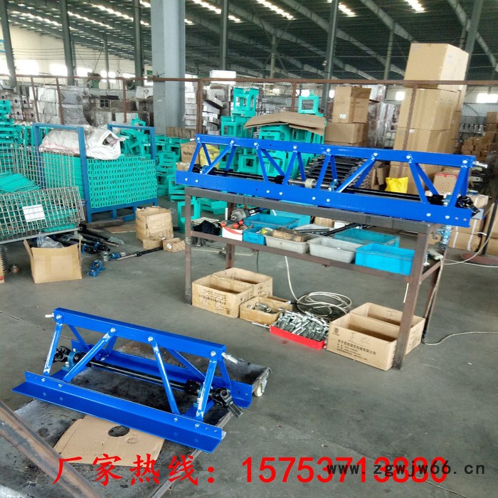 思拓瑞克三脚架框架式振动梁可拼接路面框架整平机路面提浆压实振捣梁混凝土振动梁汽油路面摊铺整平提浆机