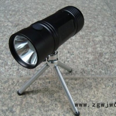 蓝白双光源3档调光防水LED铝合金强光充电三脚架钓鱼灯配充电