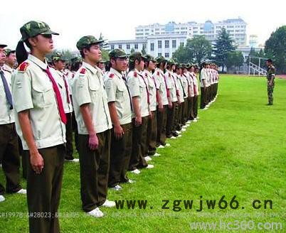 供应上海订做工作服 迷彩服图2