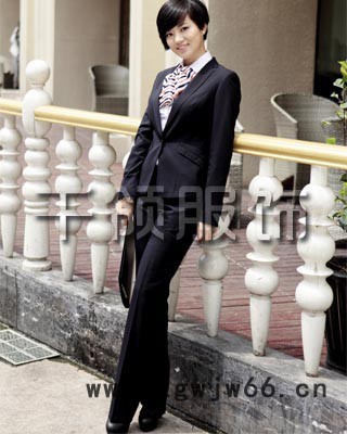 供应温州千领服饰有限公司定做各类工作服