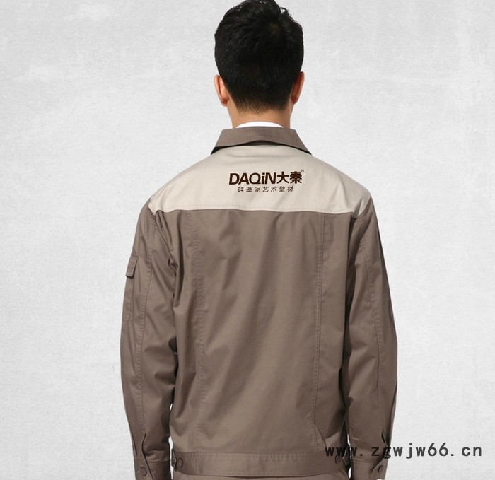 供应美观大方006定做各种男女工作服套装、体恤衫等