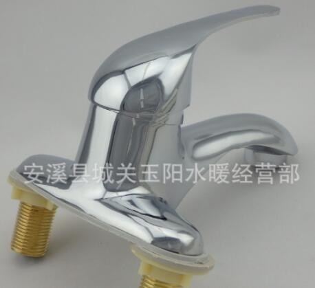 厂家批发 申达斯两联 面盆冷热混水水龙头 展运隆卫浴水暖 洁具图3