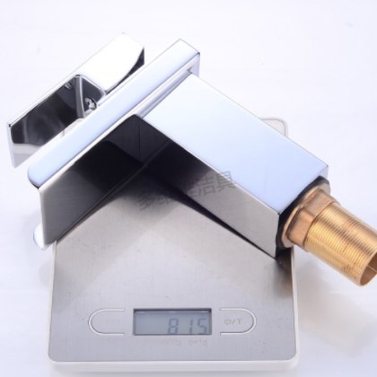 洁具卫浴批发全铜冷热单孔混水面盆龙头 浴室洗手盆瀑布水龙头图2