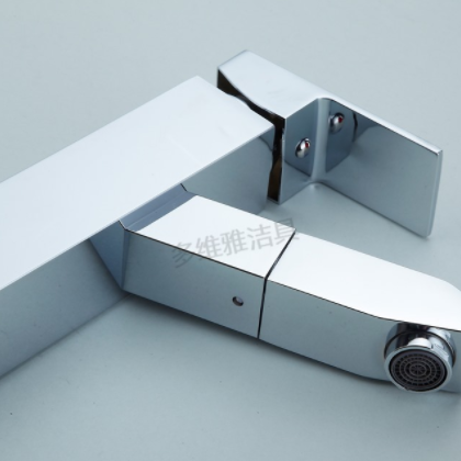 卫浴厂家批发高款全铜台上盆面盆龙头 浴室冷热脸盆抽拉水龙头图2