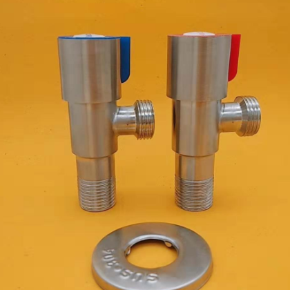 批发304不锈钢加厚防爆冷热水器八字阀马桶4分一进二出混阀门开关图3