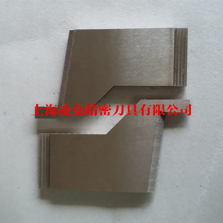齿形刀片