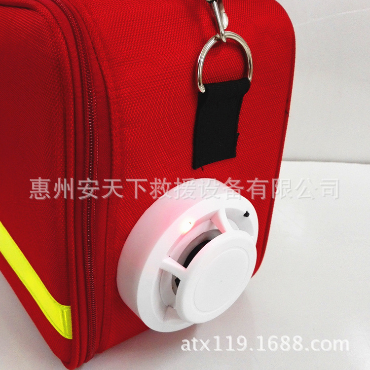 2718072576_331443094