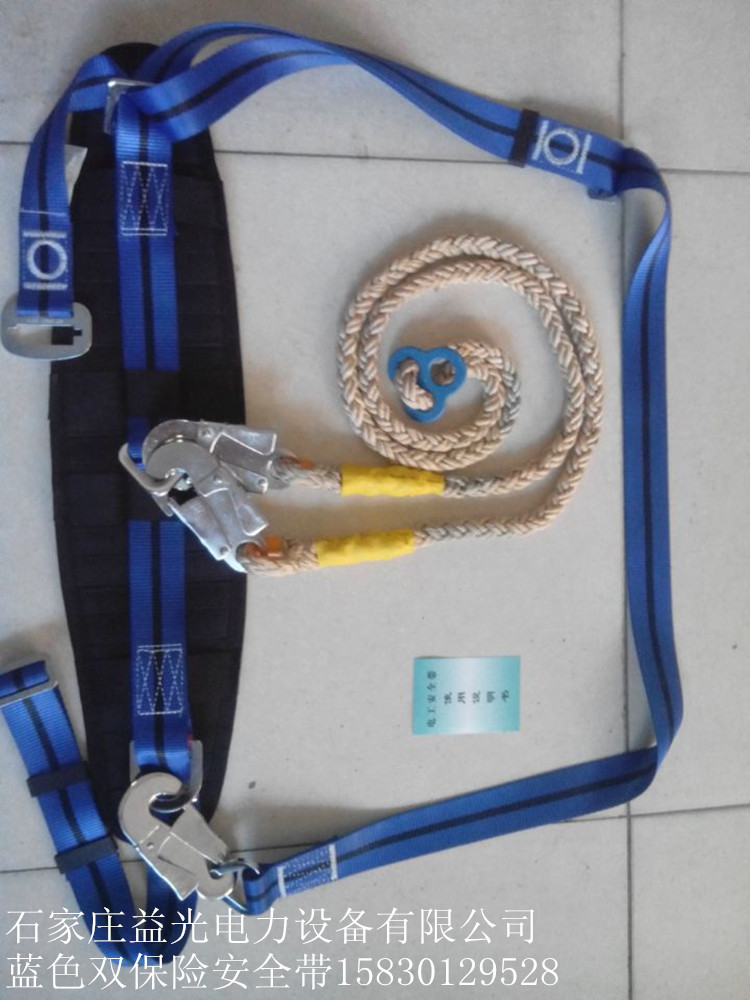 FEFE04DB7486A93CD0D2698CD033EB