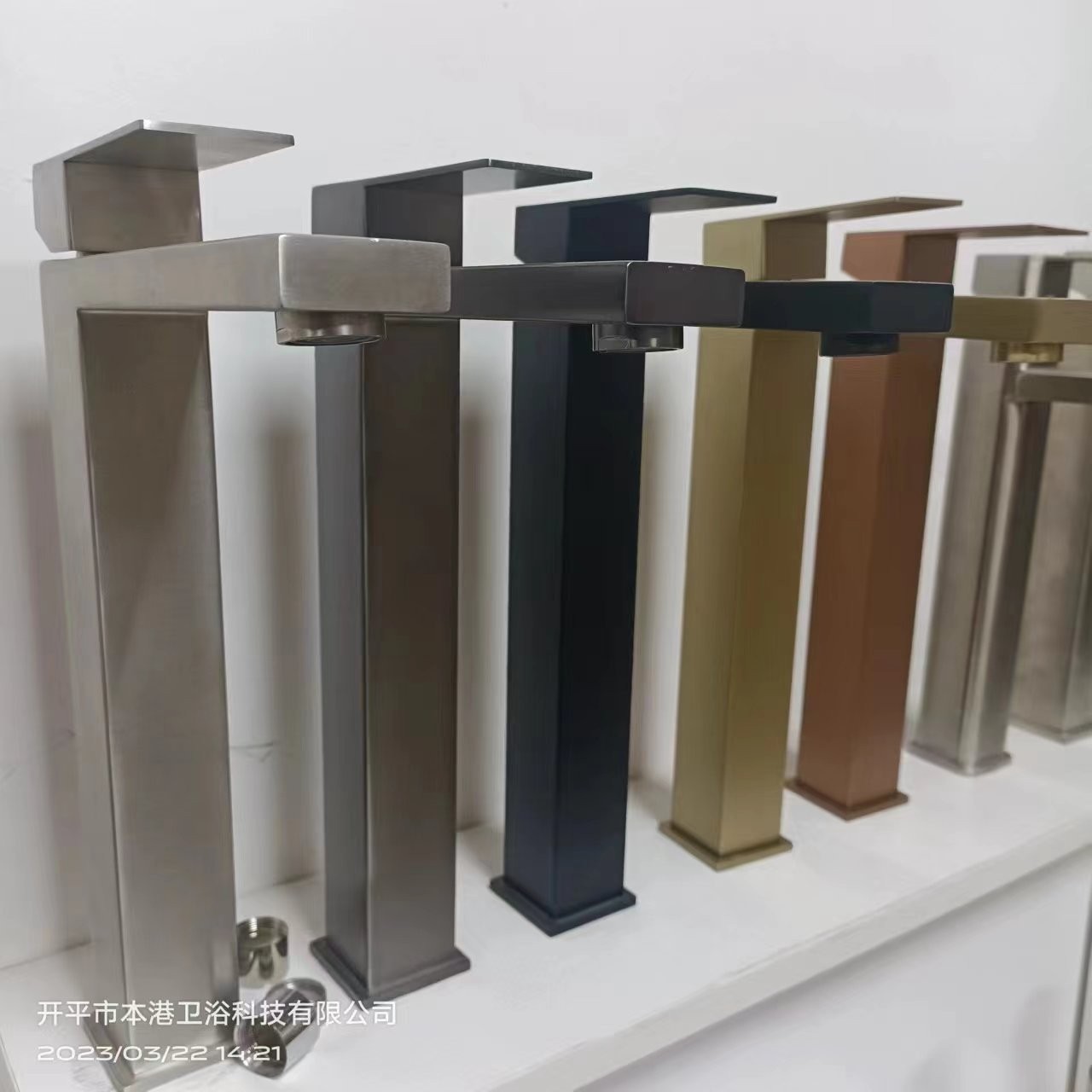 跨境304不锈钢四方台上盆水龙头玫瑰金黑色拉丝脸盆冷热加高龙头图3