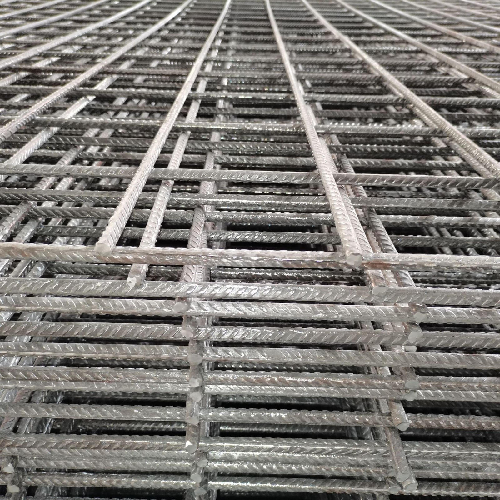 螺纹钢筋焊接网片建筑铁丝网工地镀锌网片不锈钢电焊网建筑网片图2