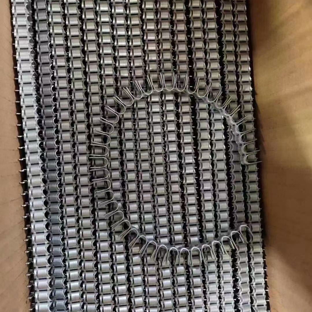 佛山源头工厂批发现代简约家具配件优质镀锌冷板沙发钉床网夹码钉图3